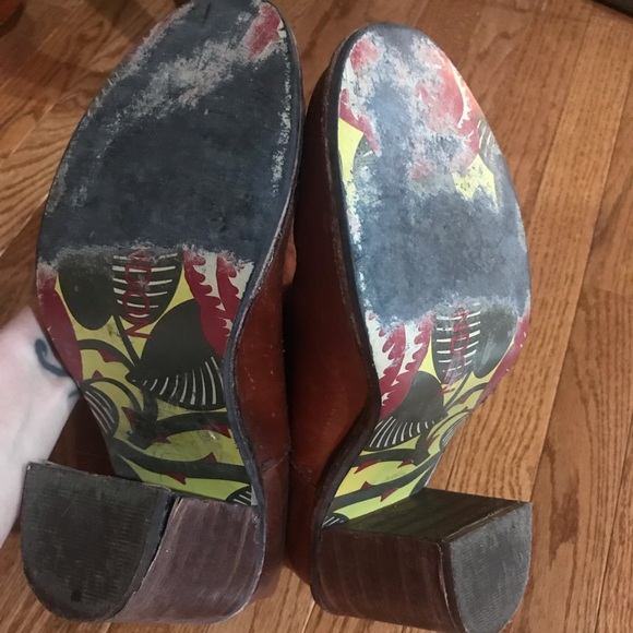 Leather boots, size 10 - Picture 5 of 5